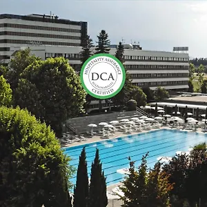 4* Hotell Living Place